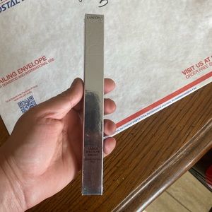 Lancome No 11 large shadow brush in box.